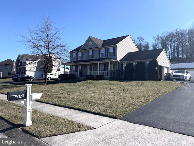 785 Clydesdale Dr, York, PA 17402