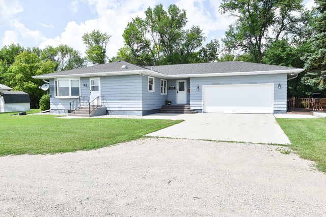 21654 340th Ave NW, Warren, MN 56762