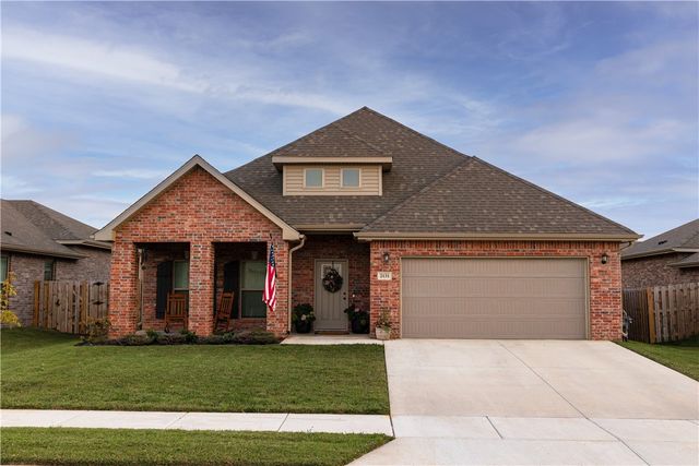 2131 Periwinkle Pl, Centerton, AR 72719