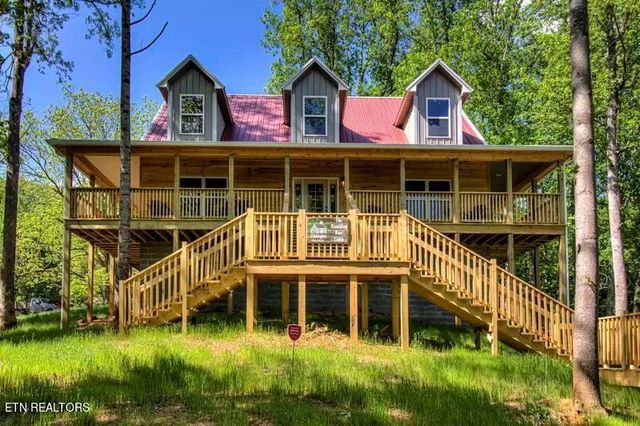 1109 Dry Valley Rd, Townsend, TN 37882