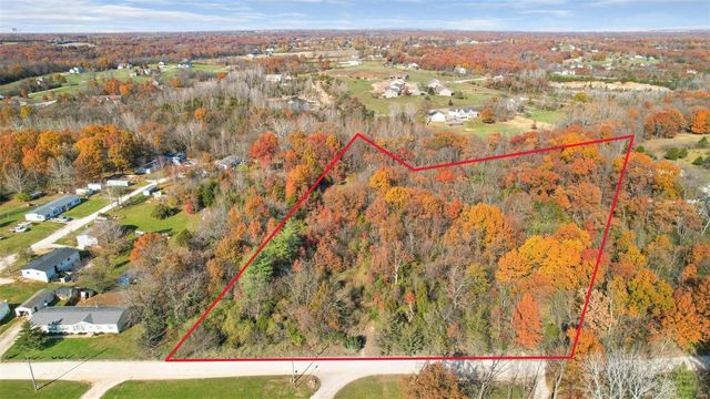 3079 Creek Rd, Moscow Mills, MO 63362