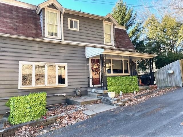315 Mansfield Ave, Carnegie, PA 15106