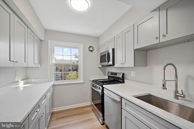 9491 Fairfax Blvd #303, Fairfax, VA 22031