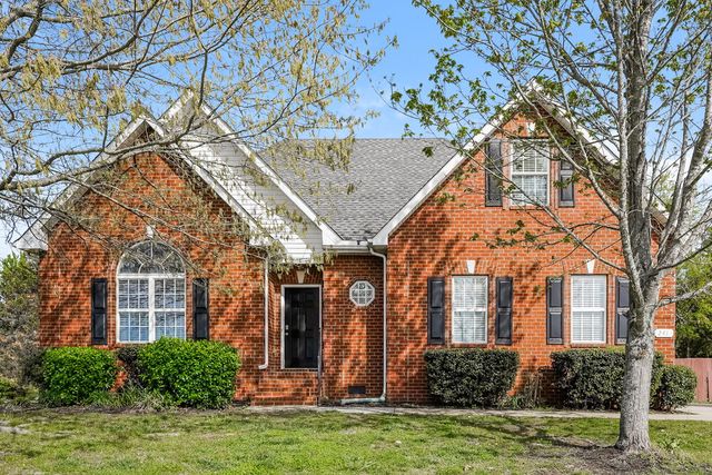 241 Conquest Rd, Murfreesboro, TN 37128