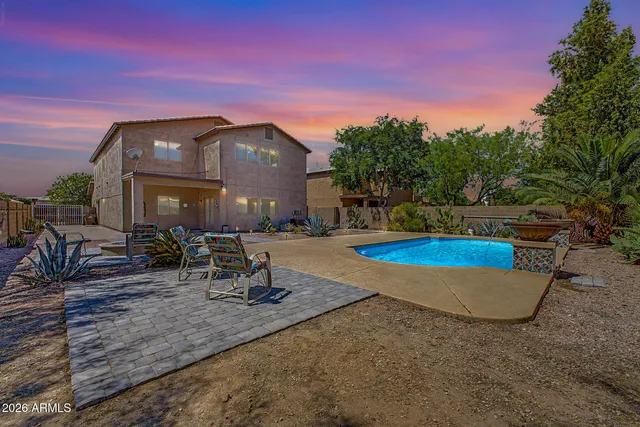 222 E MOUNTAIN VIEW Road, San Tan Valley, AZ 85143