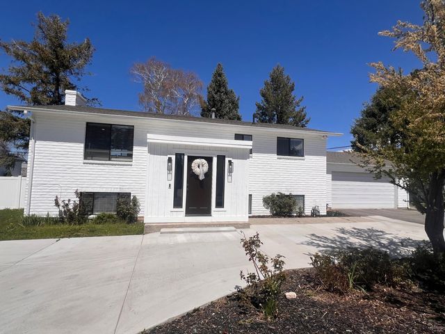 2994 S  Melbourne St, Millcreek, UT 84106