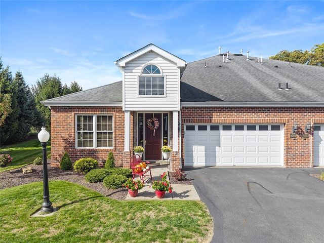 4804 Senate Ct, Valencia, PA 16059