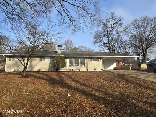 69 Lilac Ln, Jackson, TN 38301
