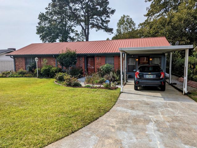 551 64th Ave, Meridian, MS 39307