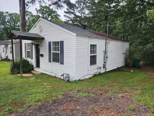 1417 Emmett St, El Dorado, AR 71730
