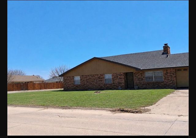 2911 W  Forrest Ave, Enid, OK 73703