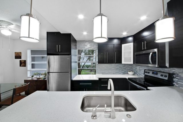 21 Normandy #21-A, Delray Beach, FL 33484