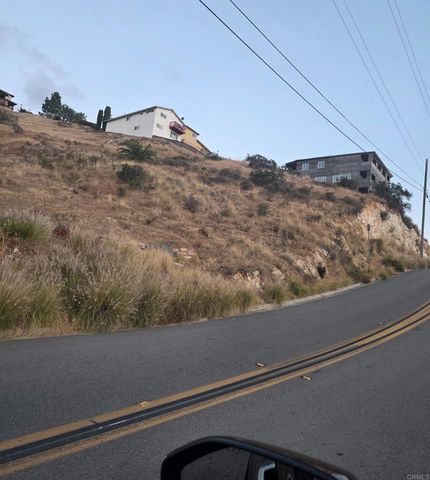 Grand Ave, Spring valley, CA 91977