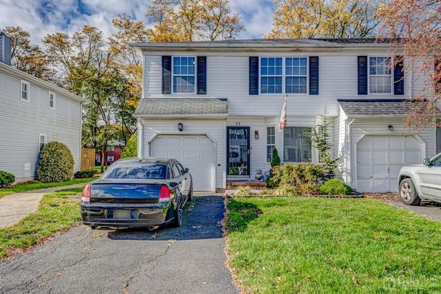 23 Sycamore Rd, Middlesex, NJ 08846