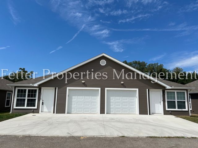 5229 Canyon Cir #A, Newburgh, IN 47630