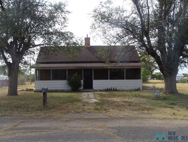 20 S  4th Ave, Clayton, NM 88415