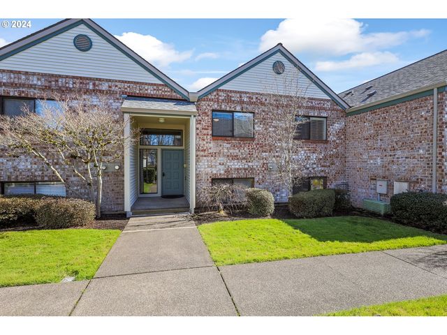 16248 SW 130th Ter #20, Tigard, OR 97224