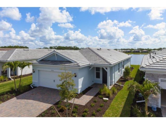 9817 Bright Water Dr, Englewood, FL 34223
