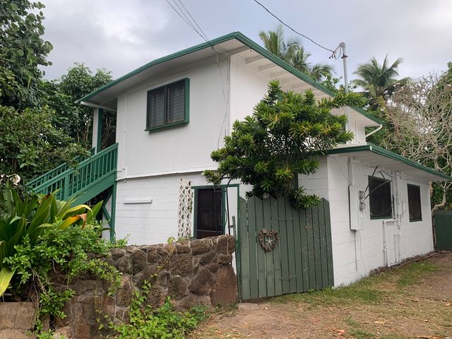 68-619 Crozier Dr #A, Waialua, HI 96791