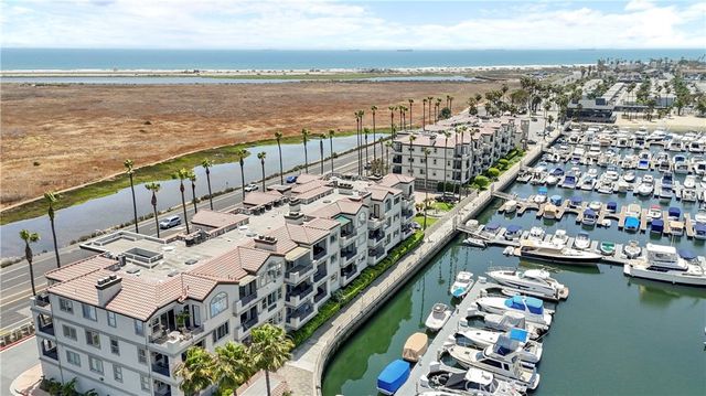 4167 Warner Ave #102, Huntington Beach, CA 92649