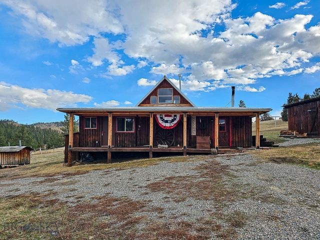 8 Overland Trl, Reed Point, MT 59069