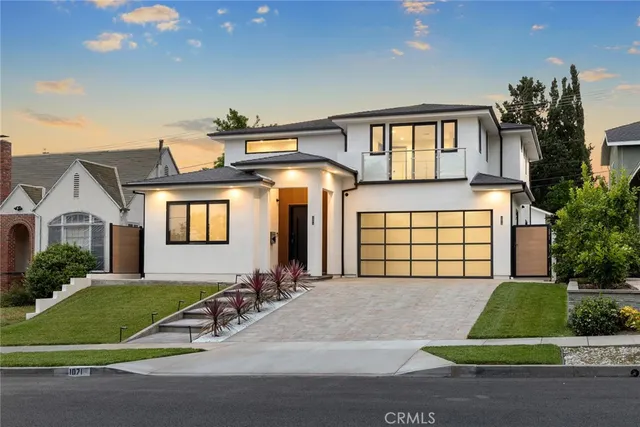 1071 E  Providencia Ave, Burbank, CA 91501
