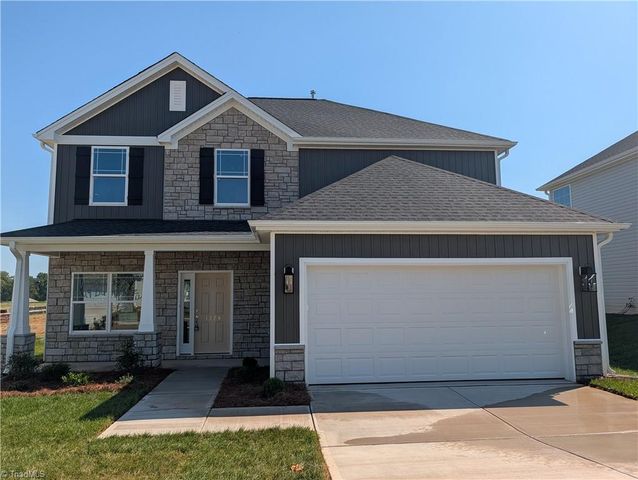 1329 Dandridge Dr, Kernersville, NC 27284