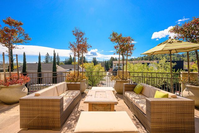 3594 Mount Diablo Blvd #102, Lafayette, CA 94549