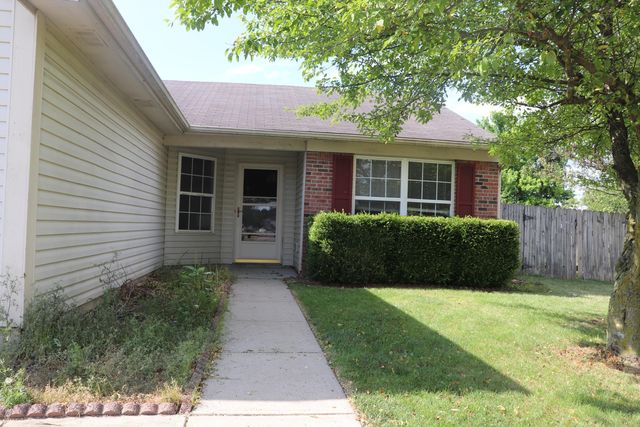 8165 N  Sunset Ct, Columbus, IN 47201