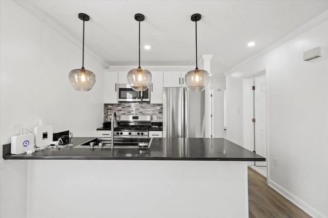 17 Holsman St #2, Paterson, NJ 07522
