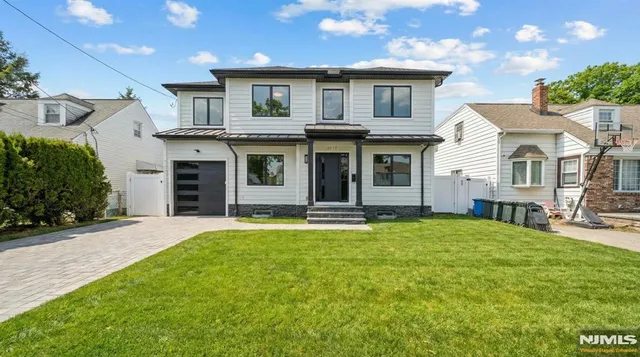 23-17 Berkshire Rd, Fair Lawn, NJ 07410