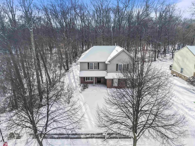 52631 Huntley Ave, New Baltimore, MI 48047