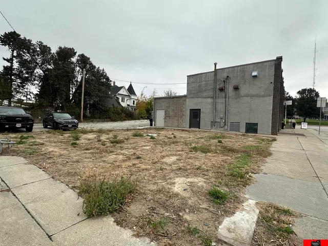 126 E  Grove St, West Pt, NE 68788