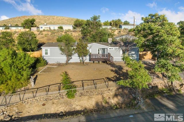 5260 Lupin Dr, Sun Valley, NV 89433