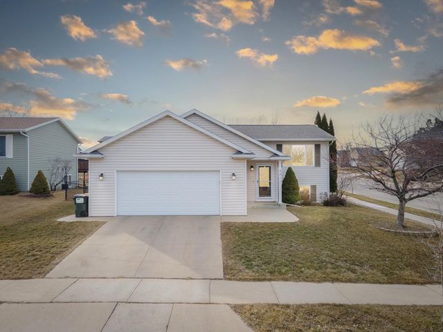 5411 56th Ave NW, Rochester, MN 55901