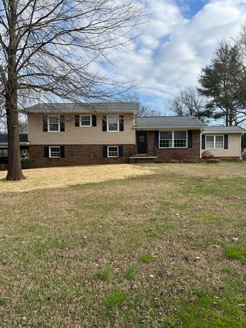 3830 Sycamore Dr NW, Cleveland, TN 37312