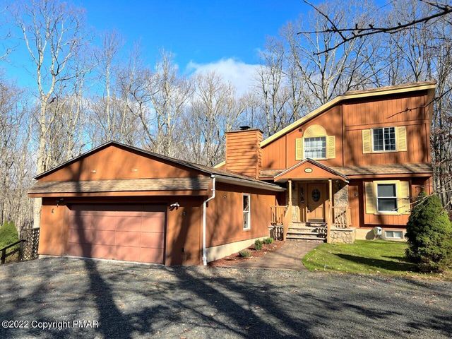 3567 High Crest Rd, Canadensis, PA 18325