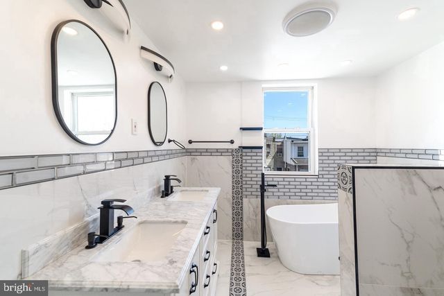 2059 E  William St, Philadelphia, PA 19134