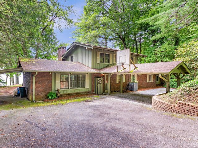 987 Cold Mountain Rd, Lake Toxaway, NC 28747