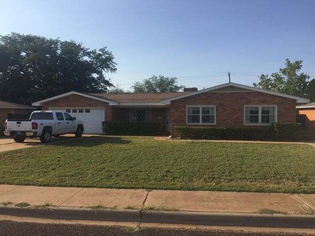 1607 E  Cardwell St, Brownfield, TX 79316