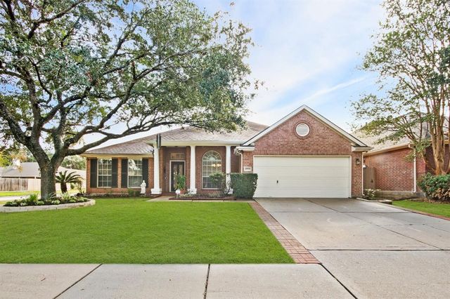 2403 Crescent Hollow Ct, Spring, TX 77388