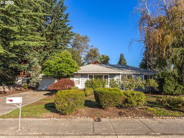 806 NW 78th St, Vancouver, WA 98665