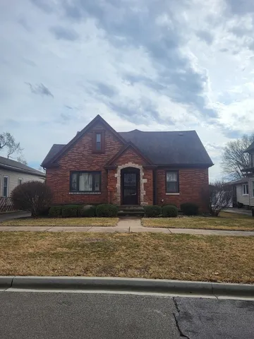307 Court St, Streator, IL 61364