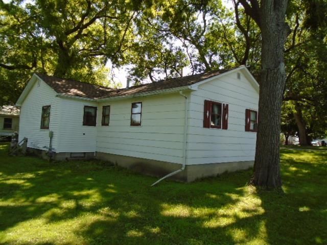 1 Elm St, Ringsted, IA 50578