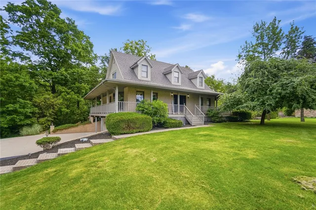 1596 Bending Tree Dr, New Carlisle, OH 45344