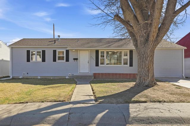 2231 S  Mitchell St, Casper, WY 82601