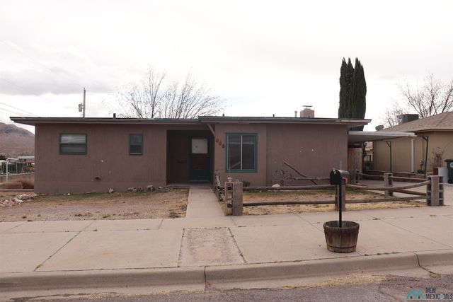 412 W  9th Ave, Truth Or Consequences, NM 87901