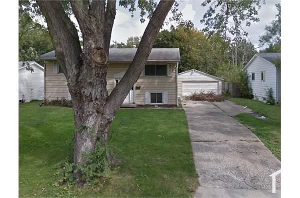1612 Cruising Ln, Champaign, IL 61821