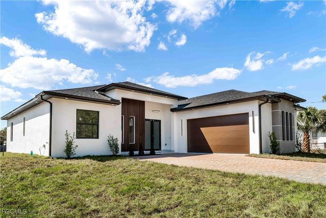 1115 Wagner Ave, Lehigh Acres, FL 33972