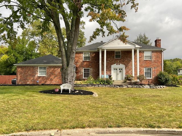 9045 Kirkham Ct, Indianapolis, IN 46260